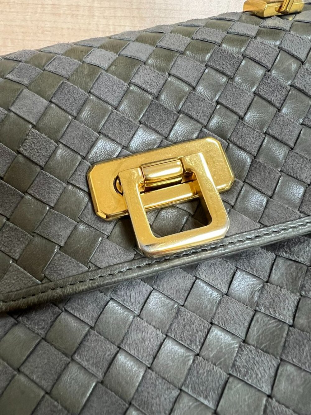 Bally Vintage Woven Leather Top Handle Bag Intrecciato Style Gold Hardware - Picture 4 of 16